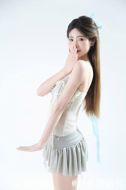 亚洲精品国产美女高清写真图片